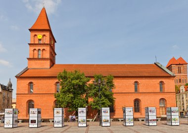 Kutsal Üçlü (1824) Protestan Kilisesi. torun, Polonya