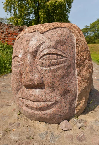 Kamienna twarz schwetz zamku, Polska — Zdjęcie stockowe