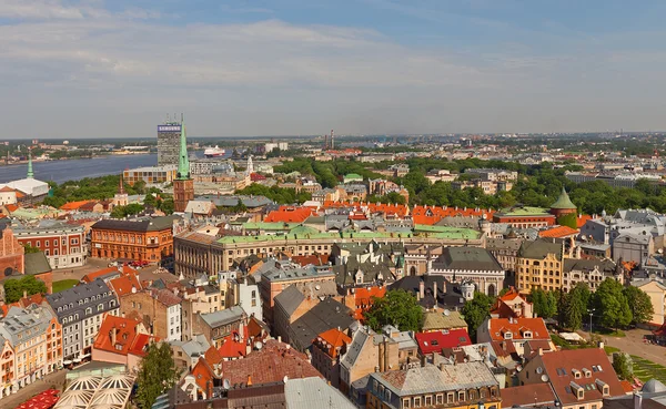 Eski şehir (UNESCO tarafından) görüntüleyin. Riga, Letonya — Stok fotoğraf