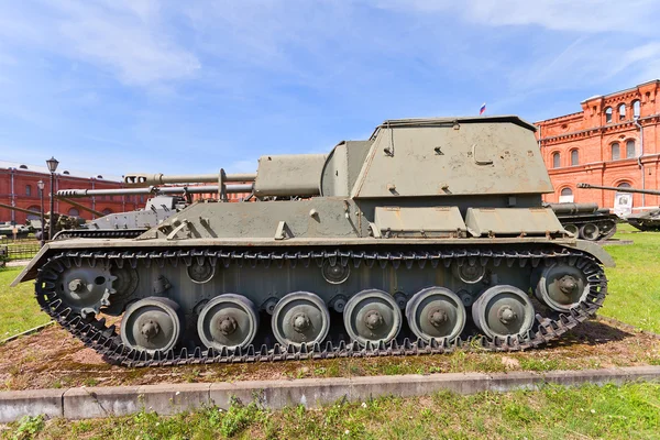 Soviético 76 milímetros arma auto-propulsada SU-76M — Fotografia de Stock