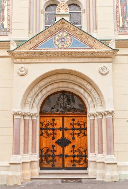 Portal sts cyril ve methodius Kilisesi (1880). Zagreb, Hırvatistan