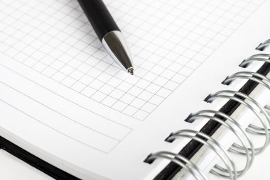 kalem ve spiral defter