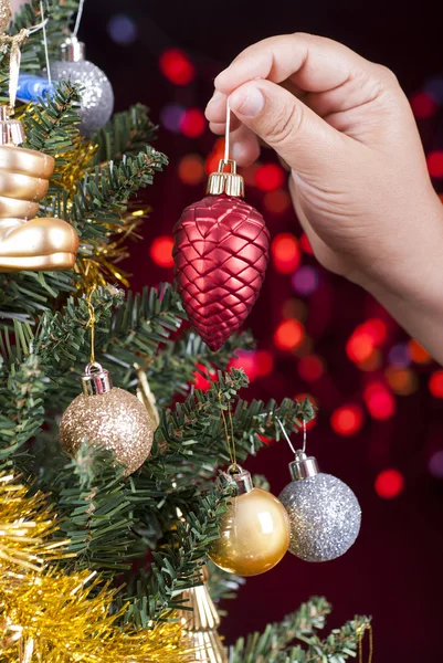Decoración de Navidad colgando del árbol — Foto de Stock