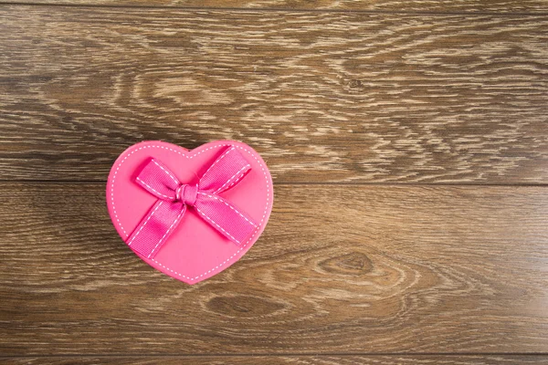 Caixa de presente rosa — Fotografia de Stock