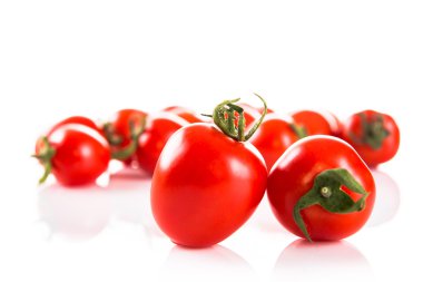 Taze vişneli domates.