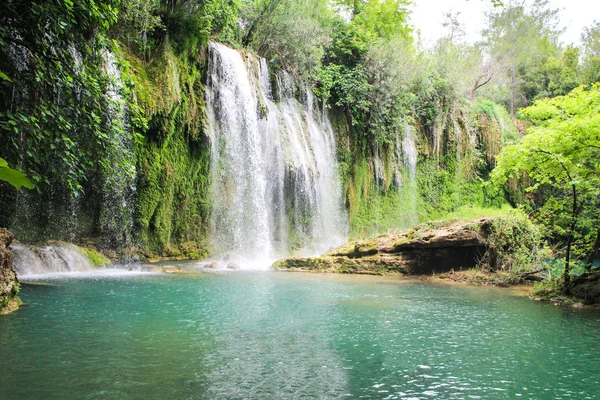 Wasserfall — Stockfoto