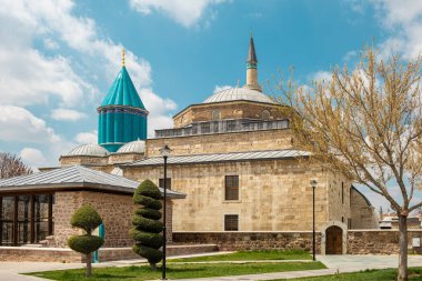 Konya 'daki Mevlana Müzesi ve Mevlana Mezarı