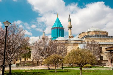 Konya 'daki Mevlana Müzesi ve Mevlana Mezarı