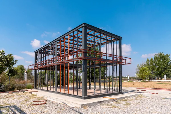 Metallrahmen Des Neu Errichteten Gebäudes Bau Eines Neuen Winzigen Hauses — Stockfoto