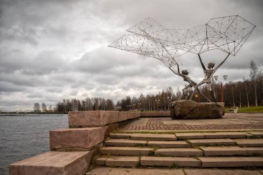 Petrozavodsk, Karelia, Rusya - 29 Ekim 2021: Onega seti üzerindeki 