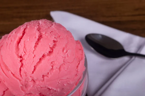 Клубничное Мороженое — стоковое фото