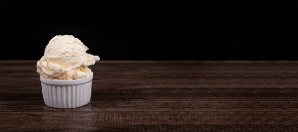 White Cream Flavored Ice Cream Served White Pot Gastronomic Photography — Stock Photo, Image