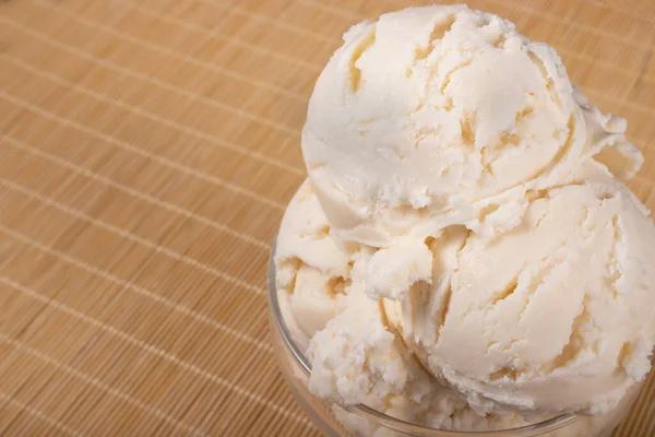 White Cream Ice Cream Served Glass Bowl Wooden Background Close — Foto Stock