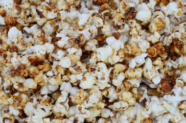 doku caramelised patlamış mısır