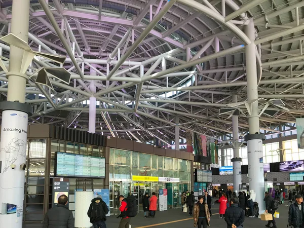 Gangneung Zuid Korea Februari 2018 Uitzicht Gangneung Station Grote Zaal — Stockfoto