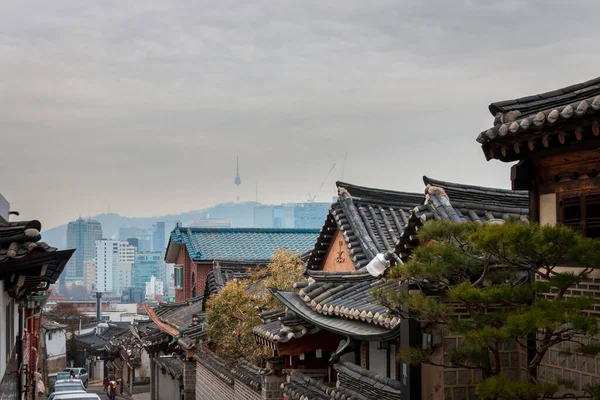 Blick Vom Bukchon Hanok Village Auf Den Seoul Tower Namsan — Stockfoto