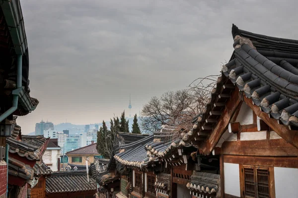 Blick Vom Bukchon Hanok Village Auf Den Seoul Tower Namsan — Stockfoto