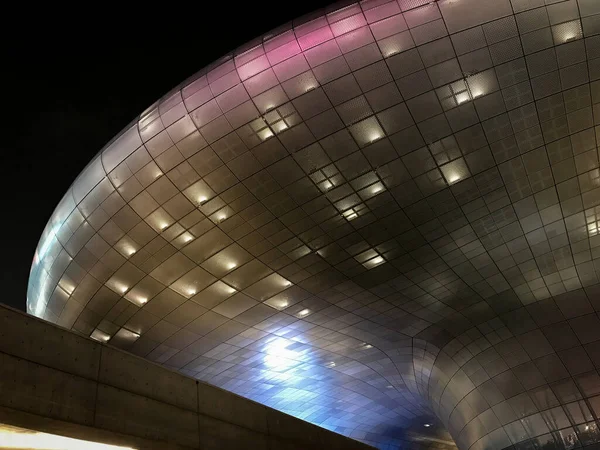 Seoul Zuid Korea Februari 2018 Dongdaemun Design Plaza Nachts — Stockfoto