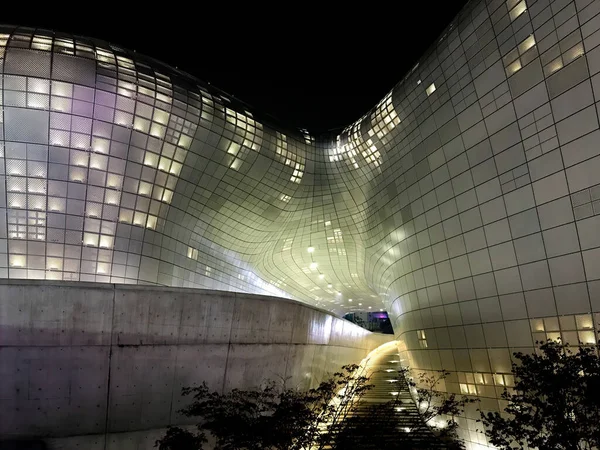 Soul Jižní Korea Února 2018 Dongdaemun Design Plaza Noci — Stock fotografie