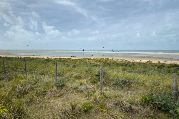 Scénický Pohled Pláž Severního Moře Duny Kijkduin Nizozemsko Proti Oblačné — Stock fotografie