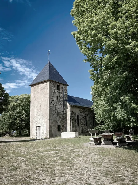 Rochus Kirche Wollseifen Nationalpark Eifel Deutschland Gegen Blauen Himmel — Stockfoto