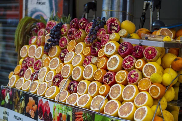 Istanbul Turchia Settembre 2021 Commercio Tradizionale Frutta — Foto Stock