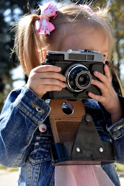 Fotograaf Camera Meisje Kinderjasje — Stockfoto