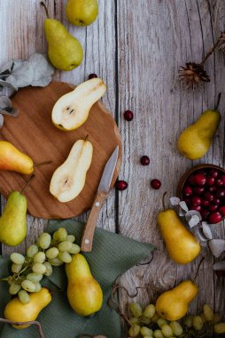 Armut, Ağaç Sırtındaki Üzümler