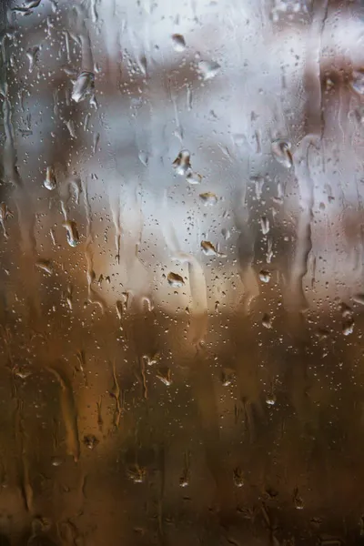 Gotas Água Vidro Com Fundo Campo — Fotografia de Stock