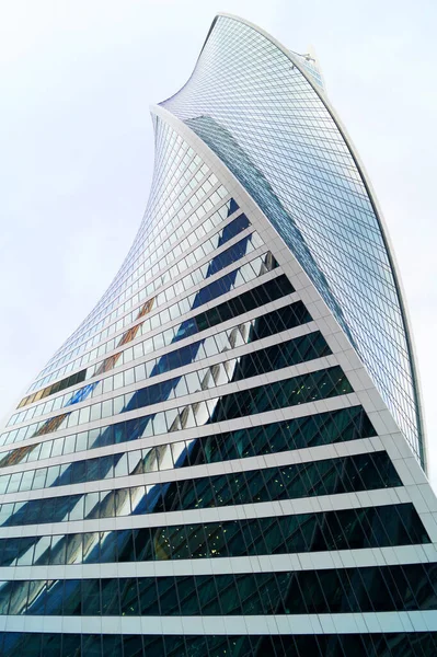 Grattacielo Specchio Nel Centro Della Nuova Mosca — Foto Stock