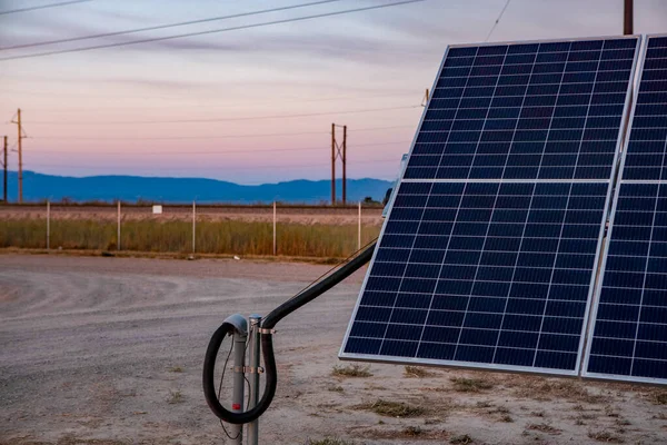 カリフォルニア州中部の太陽光発電所 — ストック写真