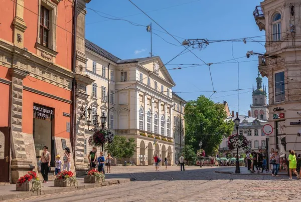 Marktplein Lviv Oekraïne — Stockfoto