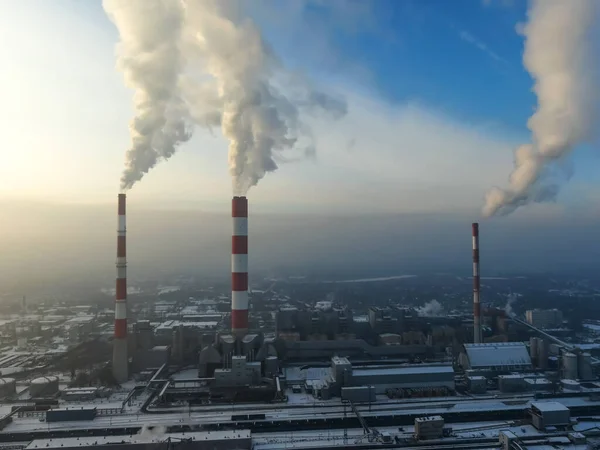 Luchtfoto Van Industriële Zone Fabrieken Fabrieken Met Rook Uit Schoorstenen — Stockfoto