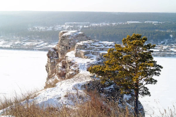 Winter Landscape Frozen Belaya River White Rocks — Stock Photo, Image
