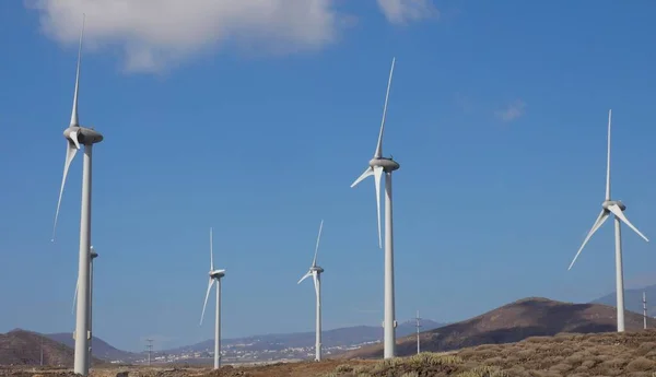 Paisaje Montañoso Conjunto Turbinas Eólicas — Foto de Stock