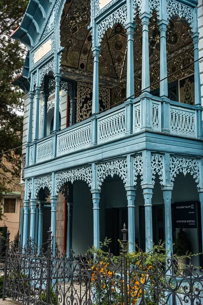 Borjomi maden suyu kaynaklı şehir merkezi