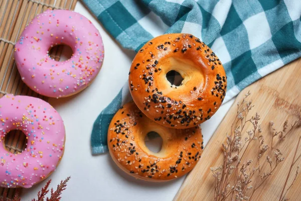 Close View Sesame Seed Glazed Donuts Table — Stock Photo, Image