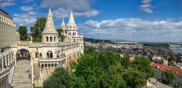 Budapeszt Węgry 2021 Baszta Rybacka Budzie Budapeszcie Węgry Słoneczny Letni — Zdjęcie stockowe