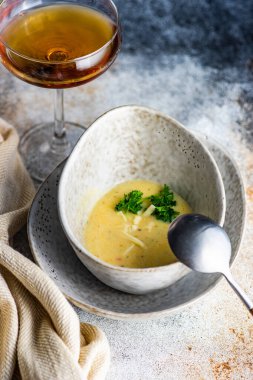 Beton masada sağlıklı gıda kavramı