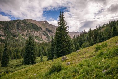 Fotoğraflar Eagles Nest Wilderness, Colorado 'da sırt çantası gezisinde çekildi.