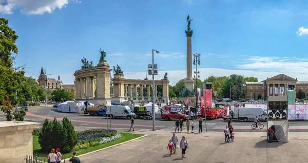 Budapeszt Węgry 2021 Plac Bohaterów Budapeszcie Węgry Słoneczny Letni Poranek — Zdjęcie stockowe