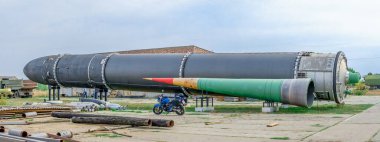 Pobugskoe, Ukrayna 09.14.2019. GRAU 15A18 NATO adı SS-18 Şeytan Roketi Sovyet Stratejik Nükleer Güçler Müzesi, Ukrayna