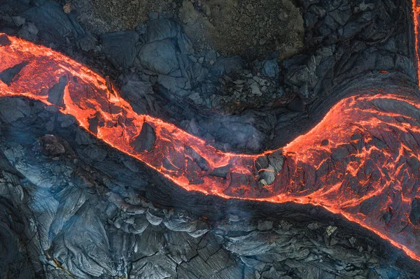 Gloeiende Vulkanische Lava Cenitaal Zicht — Stockfoto