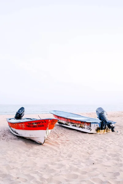 Pair Fishing Boats Todos Santos Beach — Stock Photo, Image