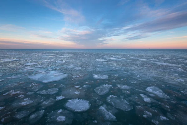 Лед Плавает Озере Мичиган North Avenue Beach Чикаго — стоковое фото