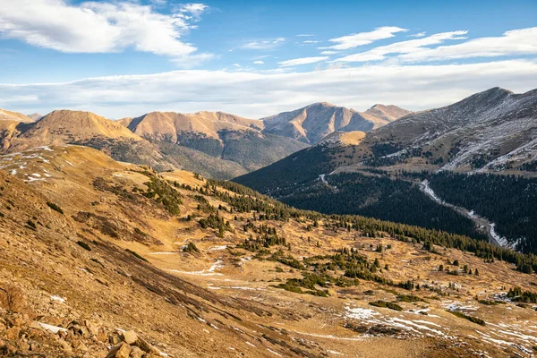Fotoğraflar, Colorado 'daki Lothe Pass yakınlarında bir yürüyüş sırasında çekildi.