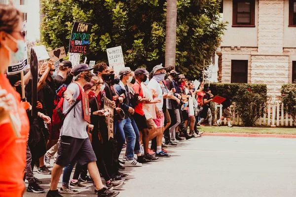 Gente Che Cammina Una Marcia Black Lives Matter — Foto Stock