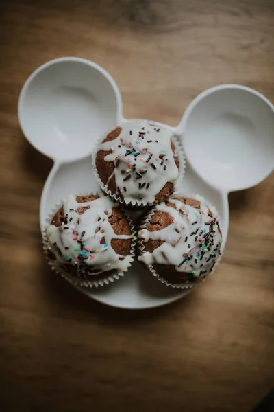 Hausgemachte Bunte Muffins Von Oben — Stockfoto