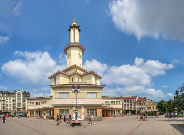 Ivano Frankivsk Ucraina 2021 Municipio Sulla Piazza Del Mercato Ivano — Foto Stock