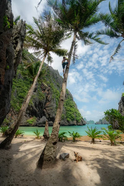 Plaża Nido Filipinach — Zdjęcie stockowe